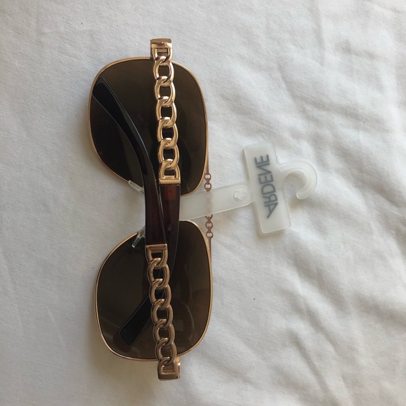 Cute Pattern Sunglasses - Picture 2 of 4